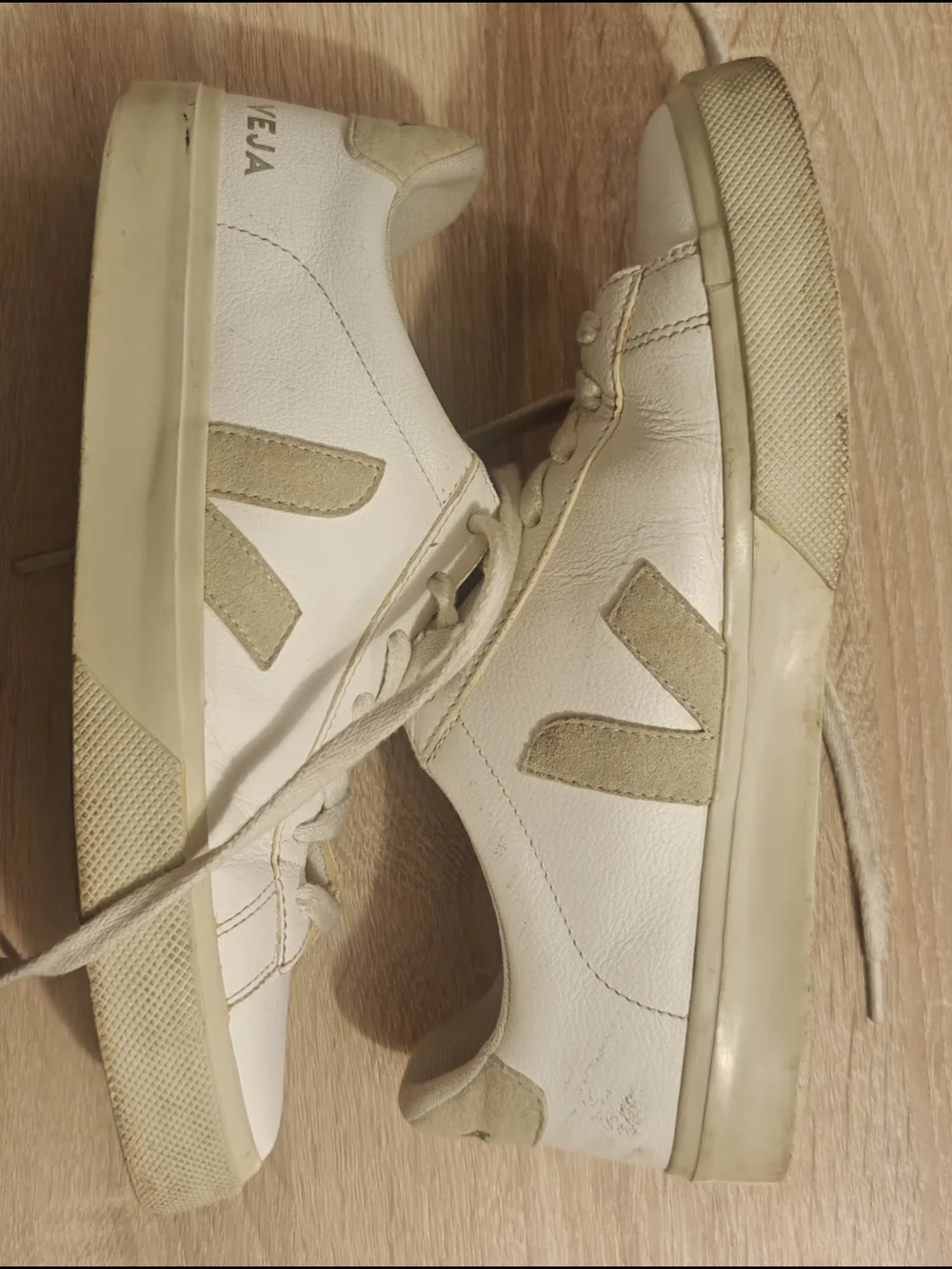 Veja Campo White Natural Grey Suede Sneakers Women’s US 9 Leather Casual